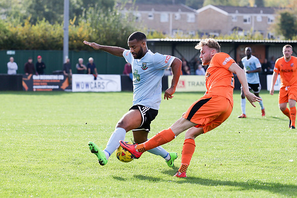 Hartley Wintney v Hendon - Evo-Stik League South Premier South -