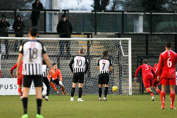 Tooting & Mitcham Utd v Hayes & Yeading Utd - Bostik League Sout