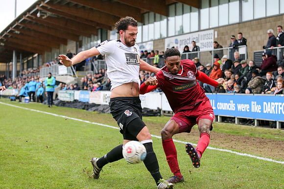 Dartford v Chelmsford City - Vanarama National League South - 10