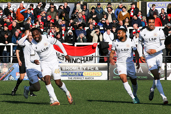 Bromley v Altrincham - Vanarama National League PO SF - 28th Apr