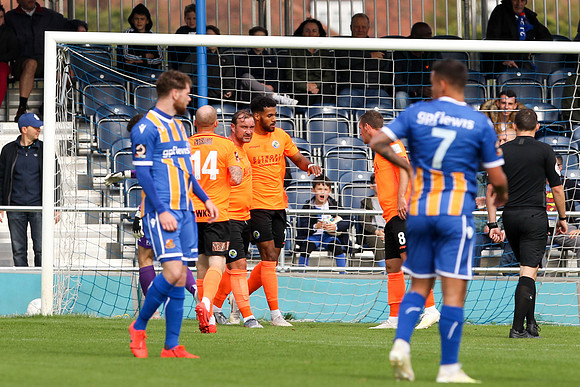 Wealdstone v Havant & Waterlooville - Vanarama National League S