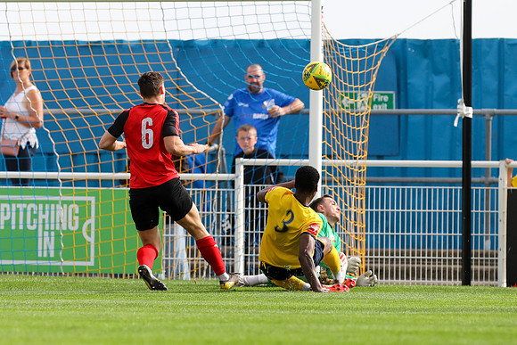 Canvey Island v Coggeshall Town - FA Trophy - 25th September 202