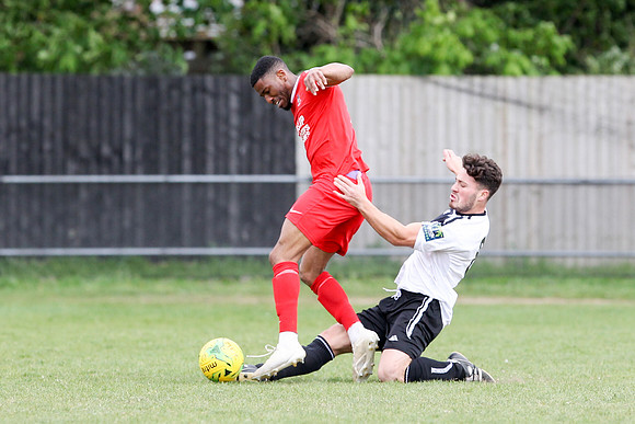 Molesey v Northwood - Bostik League South Central division - 27t