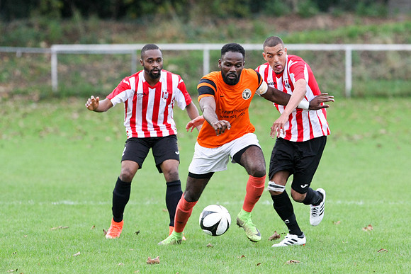 Clapton v Tower Hamlets - Essex Senior League - 28th October 2017