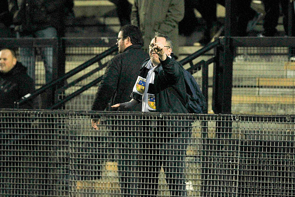Tooting & Mitcham Utd v Hayes & Yeading Utd - Bostik League Sout