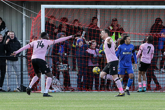 Hashtag United v AFC Sudbury - Isthmian League North division -