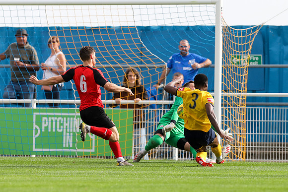 Canvey Island v Coggeshall Town - FA Trophy - 25th September 202