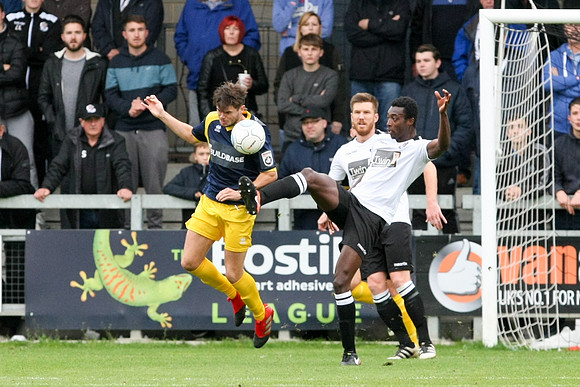 Dartford v Bognor Regis Town - Vanarama National League South -