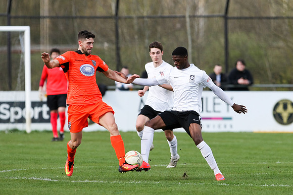 Kings Langley v Merthyr Town - Evo-Stik Southern League Premier