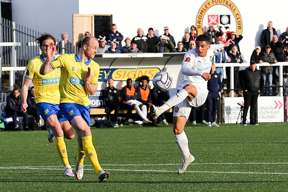 Bromley v Solihull Moors - FA Trophy QF - 12th March 2022