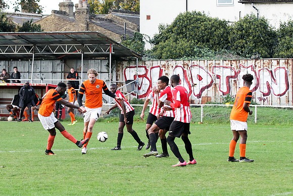 Clapton v Tower Hamlets - Essex Senior League - 28th October 2017