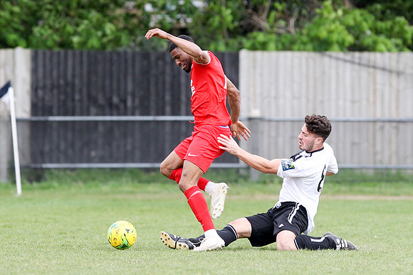 Molesey v Northwood - Bostik League South Central division - 27t