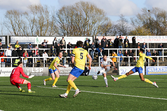 Bromley v Solihull Moors - FA Trophy QF - 12th March 2022