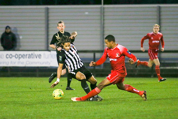 Tooting & Mitcham Utd v Hayes & Yeading Utd - Bostik League Sout