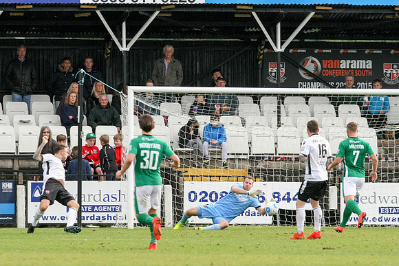 Bromley v Lincoln City - Vanarama National League - 08/10/2016