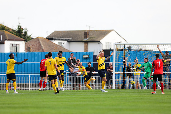 Canvey Island v Coggeshall Town - FA Trophy - 25th September 202