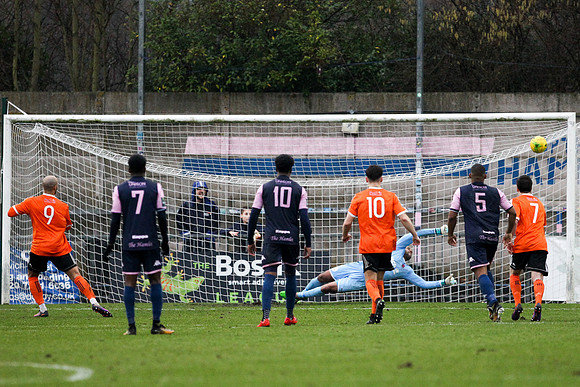Dulwich Hamlet v Met Police - Bostik League Premier Division - 3