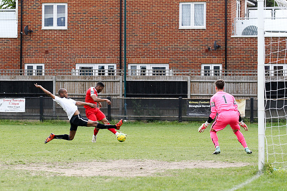 Molesey v Northwood - Bostik League South Central division - 27t