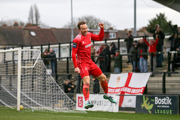 Tooting & Mitcham Utd v Hayes & Yeading Utd - Bostik League Sout