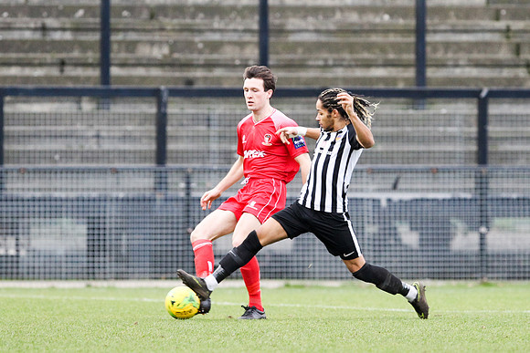 Tooting & Mitcham Utd v Hayes & Yeading Utd - Bostik League Sout