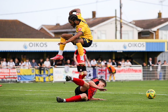 Canvey Island v Coggeshall Town - FA Trophy - 25th September 202