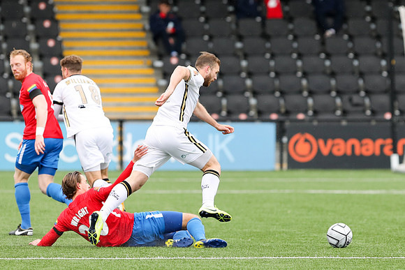 Bromley v Dagenham & Redbridge - Vanarama National League - 10th