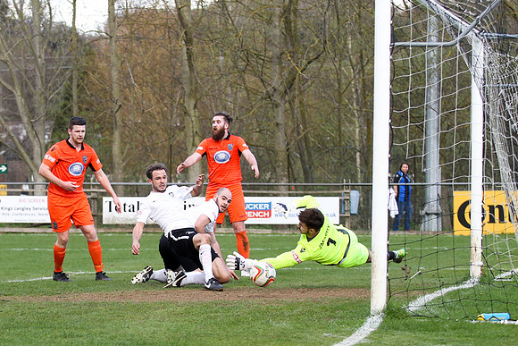 Kings Langley v Merthyr Town - Evo-Stik Southern League Premier Division - 1st April 2017