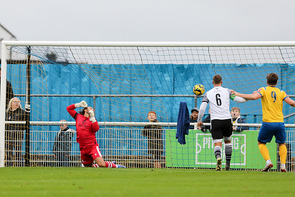 Canvey Island v Bishops Stortford - Isthmian League Premier Divi