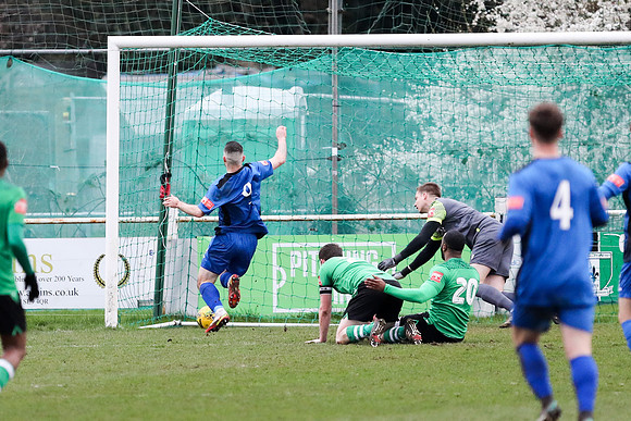 Cray Valley PM v Three Bridges - Isthmian League South East divi