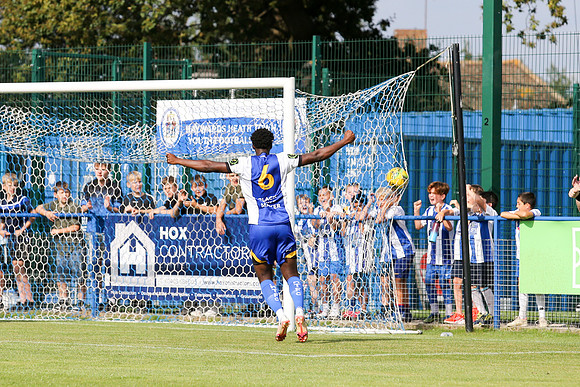 Haywards Heath Town v Ashford United - Isthmian League South East division - 18th September 2021