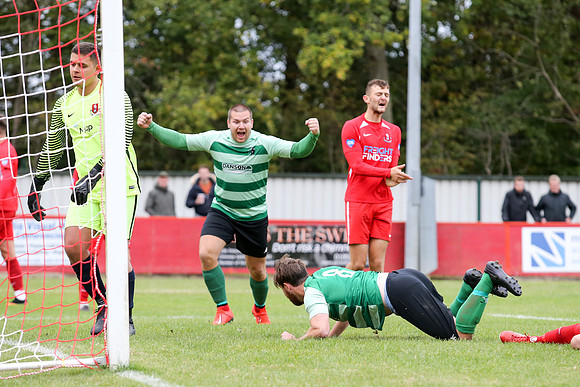 Tunbridge Wells v Welling Town - SECFL Premier - 26th September