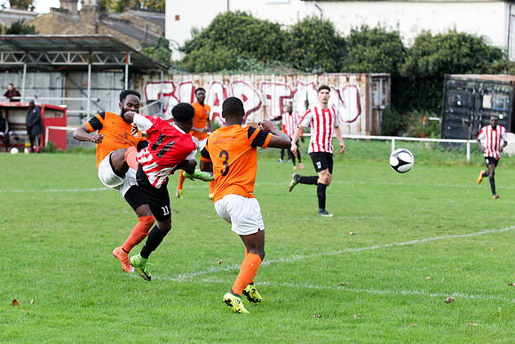 Clapton v Tower Hamlets - Essex Senior League - 28th October 2017