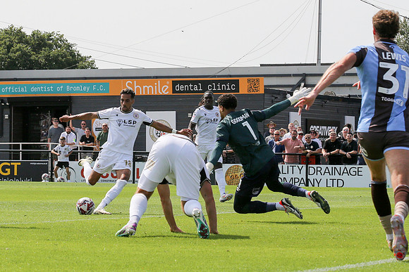 Bromley v AFC Wimbledon - League 2 - 17th August 2024