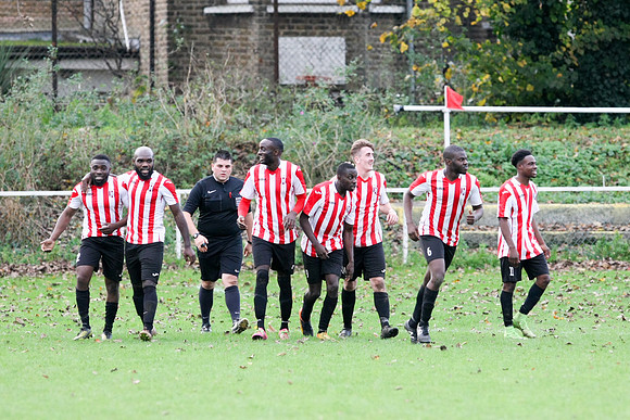 Clapton v Tower Hamlets - Essex Senior League - 28th October 2017
