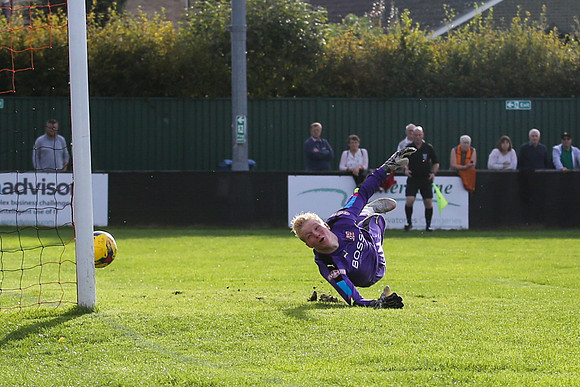 Hartley Wintney v Hendon - Evo-Stik League South Premier South -