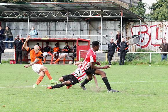 Clapton v Tower Hamlets - Essex Senior League - 28th October 2017