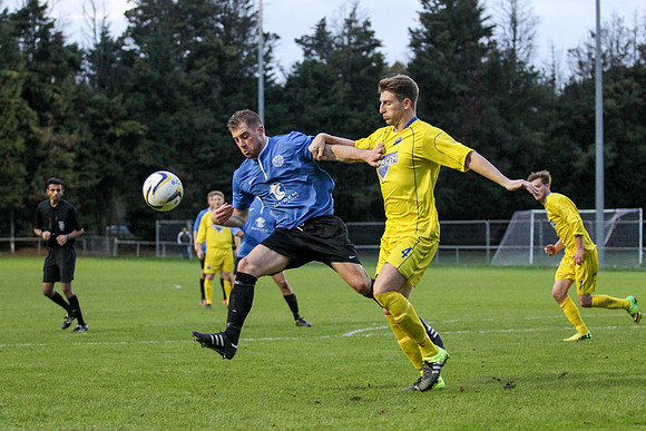 Colliers Wood United v Epsom & Ewell Combined Counties League Premier Division 28/11/15