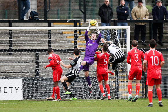 Tooting & Mitcham Utd v Hayes & Yeading Utd - Bostik League Sout