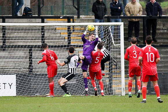 Tooting & Mitcham Utd v Hayes & Yeading Utd - Bostik League Sout