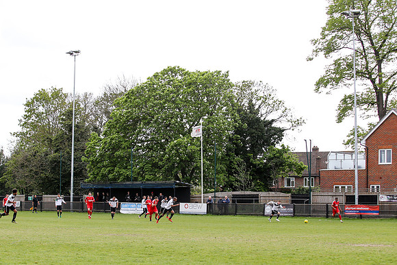 Molesey v Northwood - Bostik League South Central division - 27t