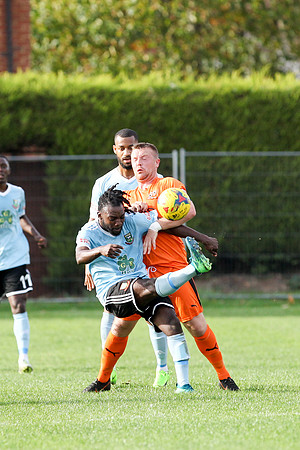 Hartley Wintney v Hendon - Evo-Stik League South Premier South -