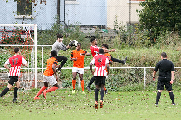 Clapton v Tower Hamlets - Essex Senior League - 28th October 2017