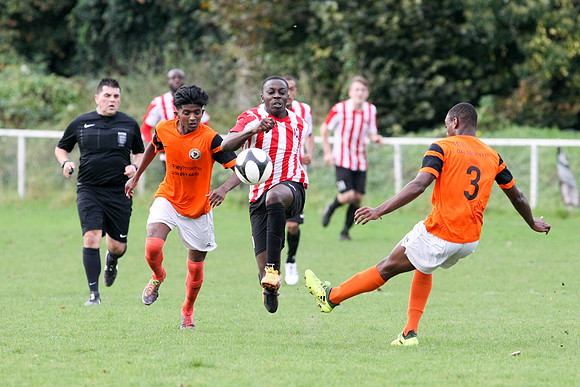 Clapton v Tower Hamlets - Essex Senior League - 28th October 2017