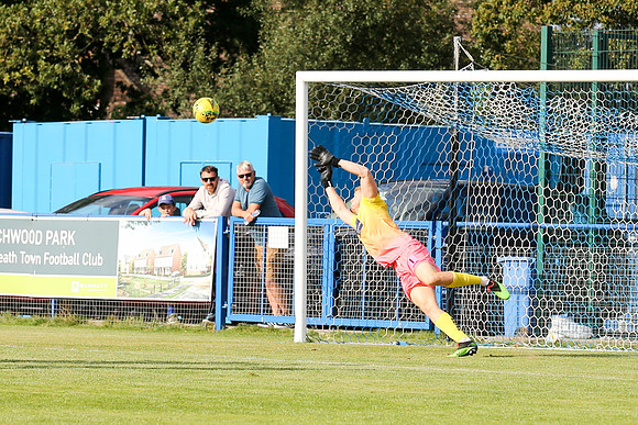 Haywards Heath Town v Ashford United - Isthmian League South East division - 18th September 2021